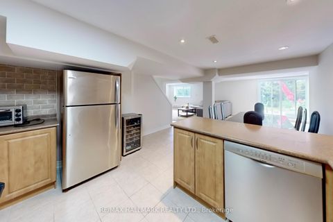 Photo 39 at 2 Butterfield Drive, Donalda, Toronto