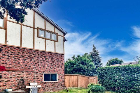 Photo 46 at 2 Butterfield Drive, Donalda, Toronto