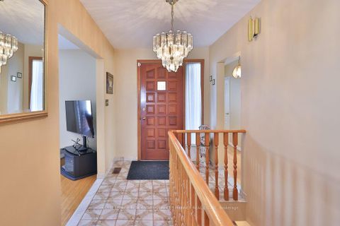 Photo 5 at 7 Roseglen Crescent, Jane Heights, Toronto