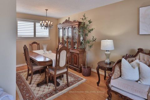 Photo 8 at 7 Roseglen Crescent, Jane Heights, Toronto