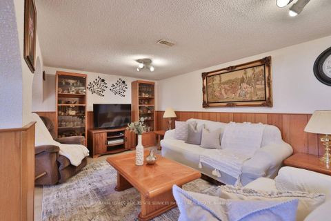 Photo 25 at 7 Roseglen Crescent, Jane Heights, Toronto