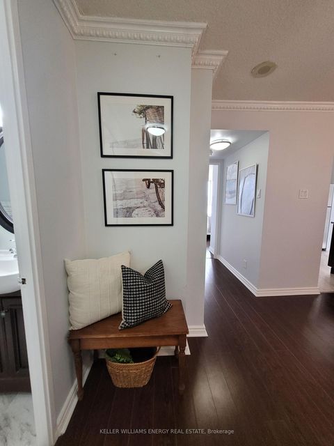 Photo 3 at 1606 - 41 Markbrook Lane, Jamestown, Toronto