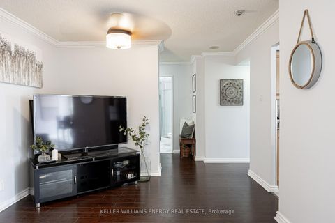 Photo 14 at 1606 - 41 Markbrook Lane, Jamestown, Toronto