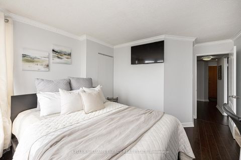 Photo 20 at 1606 - 41 Markbrook Lane, Jamestown, Toronto