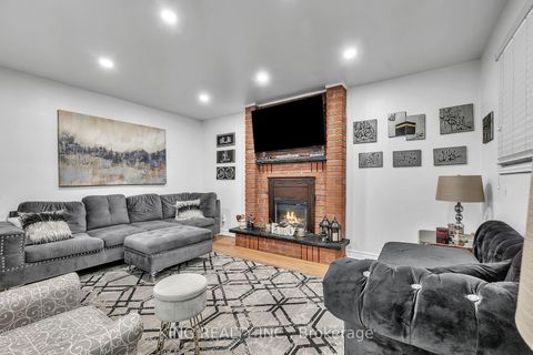 Photo 8 at 170 Amber Avenue, McLaughlin, Oshawa