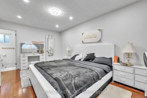 Photo 19 at 170 Amber Avenue, McLaughlin, Oshawa