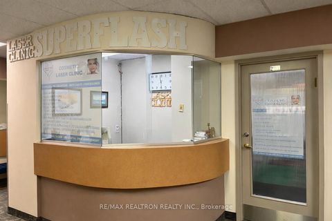 Photo 2 at 201 - 80 Finch Avenue W, Newtonbrook West, Toronto