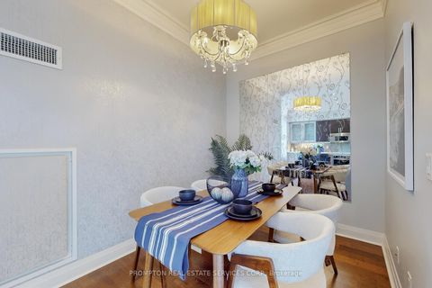 Photo 5 at Ph703 - 399 Spring Garden Avenue, Willowdale East, Toronto