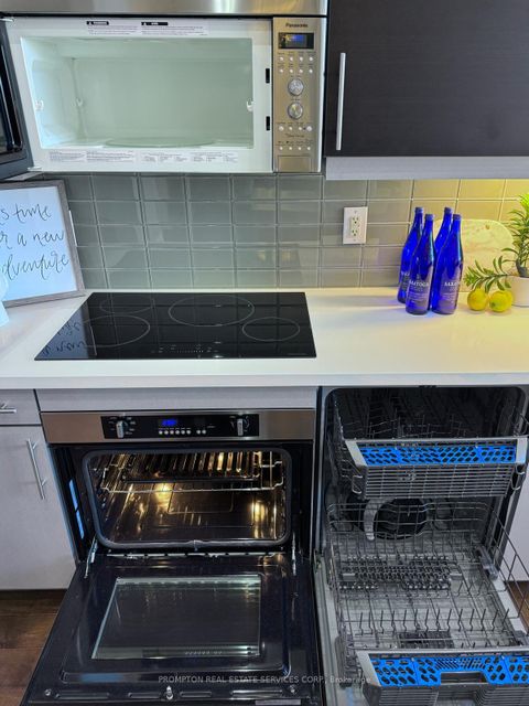 Photo 28 at Ph703 - 399 Spring Garden Avenue, Willowdale East, Toronto