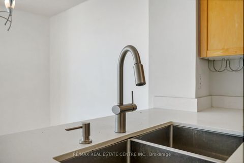 Photo 8 at 1605 - 30 Harrison Garden Boulevard, Willowdale East, Toronto