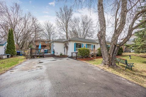 Photo 3 at 771 ROBERTS Road, Alcona, Innisfil