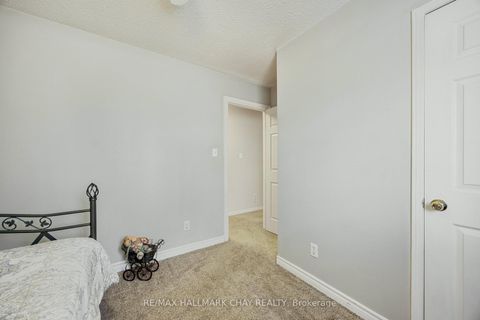 Photo 12 at 771 ROBERTS Road, Alcona, Innisfil