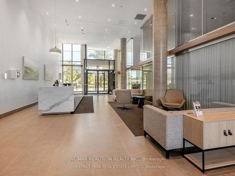 Photo 5 at 323 - 3100 Keele Street, CFB, Toronto