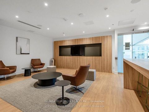 Photo 10 at 323 - 3100 Keele Street, CFB, Toronto