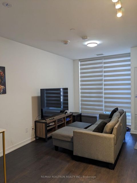 Photo 16 at 323 - 3100 Keele Street, CFB, Toronto