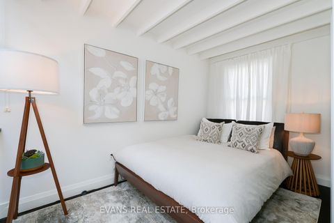 Photo 9 at 448 Gerrard Street E, South St. James Town, Toronto