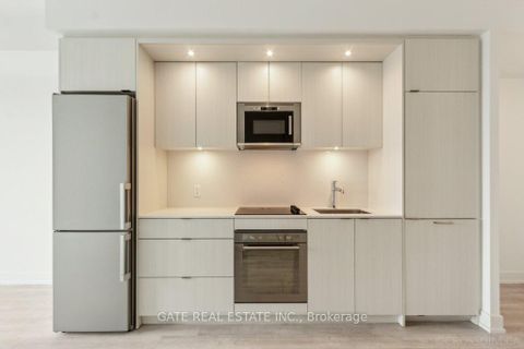 Photo 8 at 1730 - 20 Inn on the Park Drive, Don Mills, Toronto