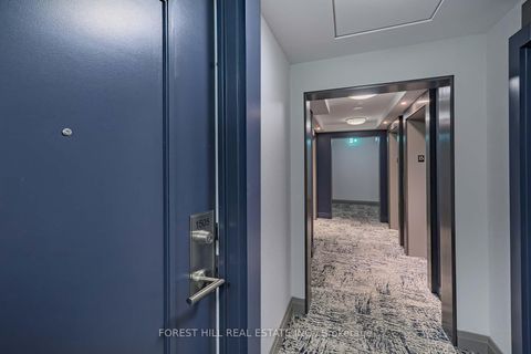 Photo 3 at 1505 - 530 St Clair Avenue W, Cedarvale, Toronto