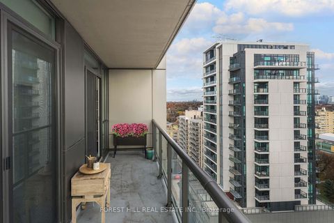 Photo 10 at 1505 - 530 St Clair Avenue W, Cedarvale, Toronto