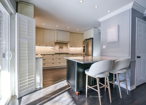 Photo 14 at 5 Claire Drive, Painswick South, Barrie