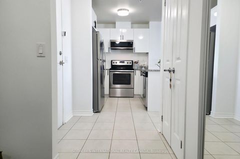 Photo 4 at 206 - 2522 Keele Street, Maple Leaf, Toronto