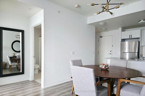 Photo 5 at 206 - 2522 Keele Street, Maple Leaf, Toronto