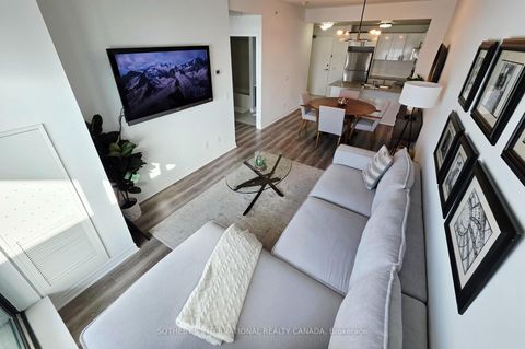 Photo 6 at 206 - 2522 Keele Street, Maple Leaf, Toronto