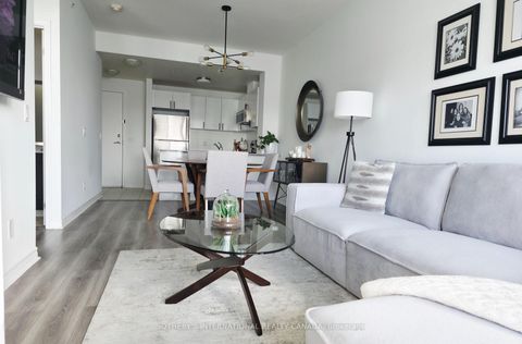 Photo 7 at 206 - 2522 Keele Street, Maple Leaf, Toronto