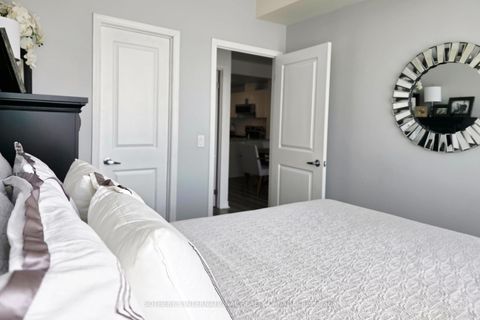 Photo 11 at 206 - 2522 Keele Street, Maple Leaf, Toronto