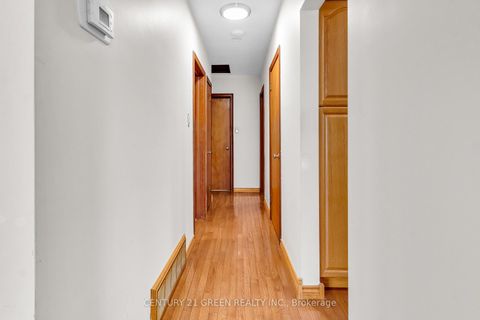 Photo 16 at 68 Athabasca Street, Donevan, Oshawa