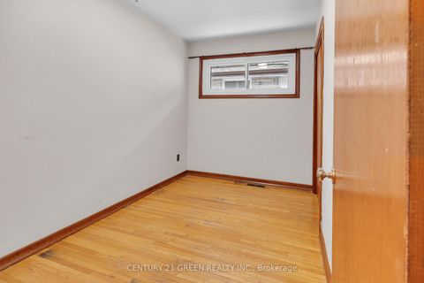 Photo 17 at 68 Athabasca Street, Donevan, Oshawa