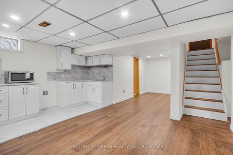 Photo 25 at 68 Athabasca Street, Donevan, Oshawa