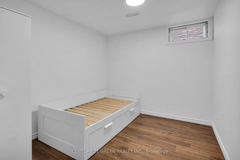 Photo 28 at 68 Athabasca Street, Donevan, Oshawa