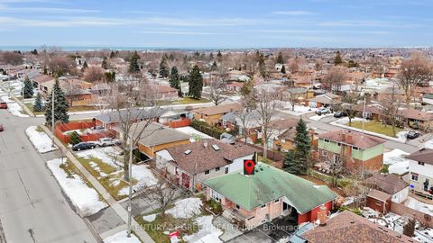 Photo 40 at 68 Athabasca Street, Donevan, Oshawa