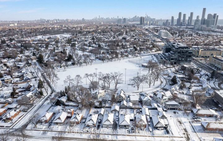 Photo 48 at 4 Parker Avenue, Queensway, Toronto