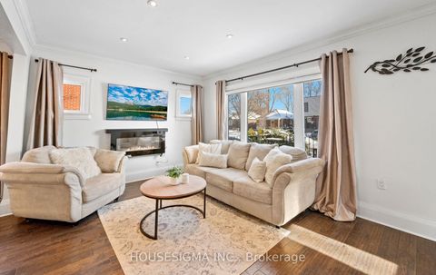 Photo 5 at 4 Parker Avenue, Queensway, Toronto