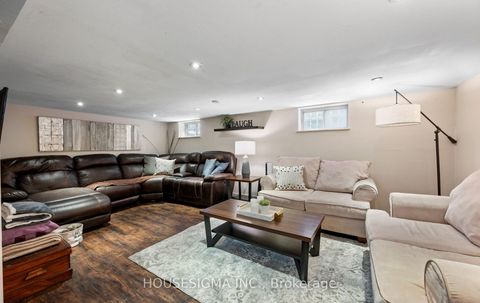 Photo 35 at 4 Parker Avenue, Queensway, Toronto