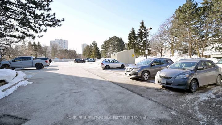 Photo 2 at #301 - 26 Hanover Road, Queen Street Corridor, Brampton