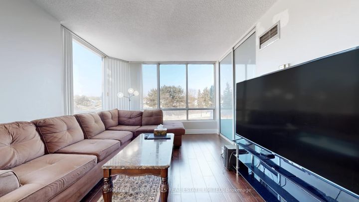 Photo 6 at #301 - 26 Hanover Road, Queen Street Corridor, Brampton