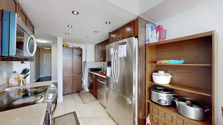 Photo 14 at #301 - 26 Hanover Road, Queen Street Corridor, Brampton