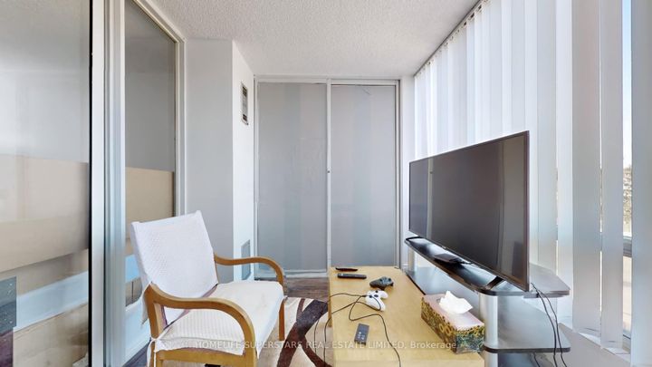 Photo 27 at #301 - 26 Hanover Road, Queen Street Corridor, Brampton