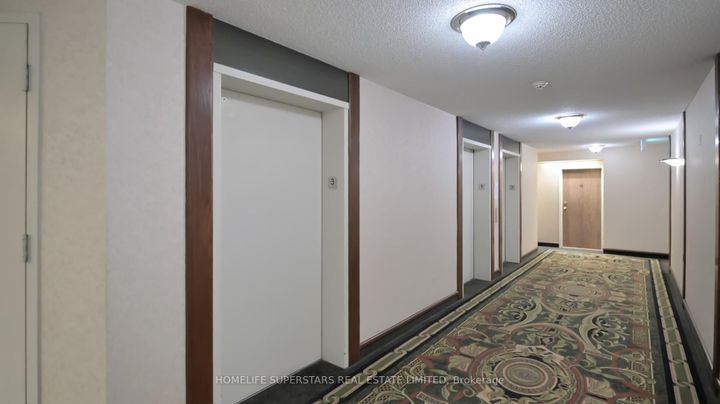 Photo 36 at #301 - 26 Hanover Road, Queen Street Corridor, Brampton