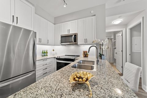 Photo 7 at 1001 - 10 Gatineau Drive, Beverley Glen, Vaughan