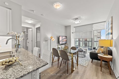 Photo 10 at 1001 - 10 Gatineau Drive, Beverley Glen, Vaughan