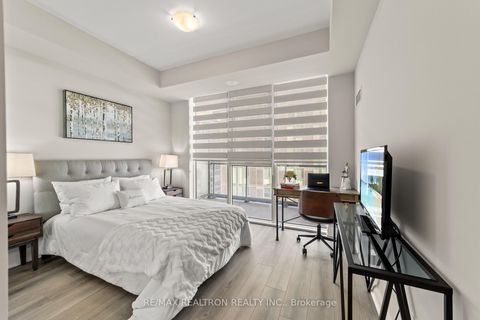 Photo 18 at 1001 - 10 Gatineau Drive, Beverley Glen, Vaughan