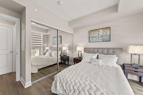 Photo 19 at 1001 - 10 Gatineau Drive, Beverley Glen, Vaughan