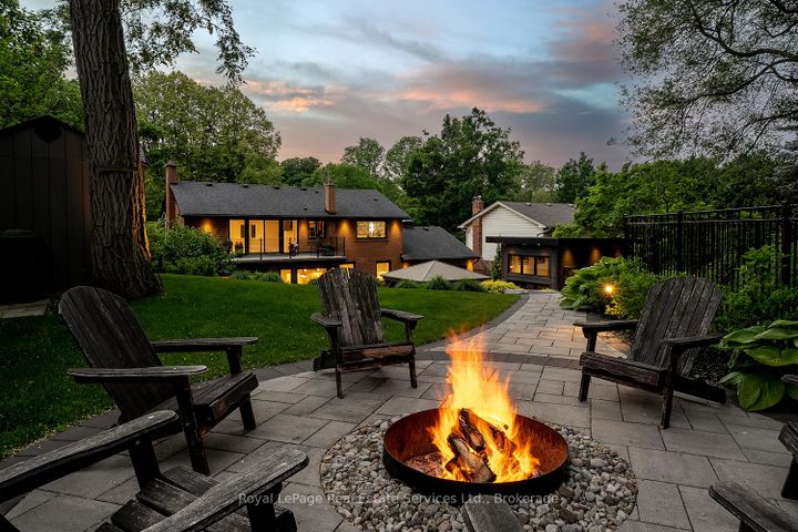 Photo 4 at 111 Judith Crescent, Ancaster, Hamilton