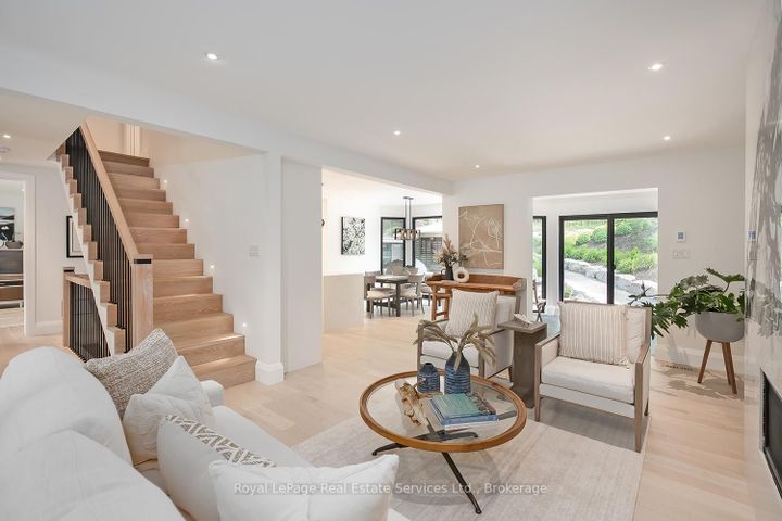 Photo 6 at 111 Judith Crescent, Ancaster, Hamilton