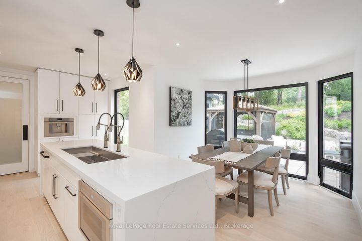 Photo 7 at 111 Judith Crescent, Ancaster, Hamilton