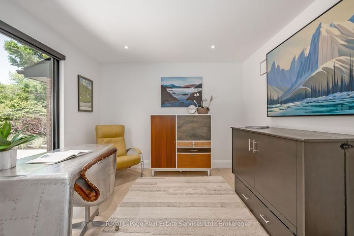 Photo 9 at 111 Judith Crescent, Ancaster, Hamilton